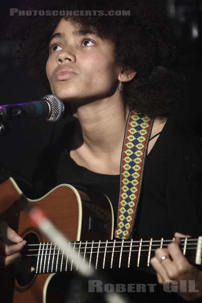 NNEKA - 2007-10-25 - PARIS - La Maroquinerie - 